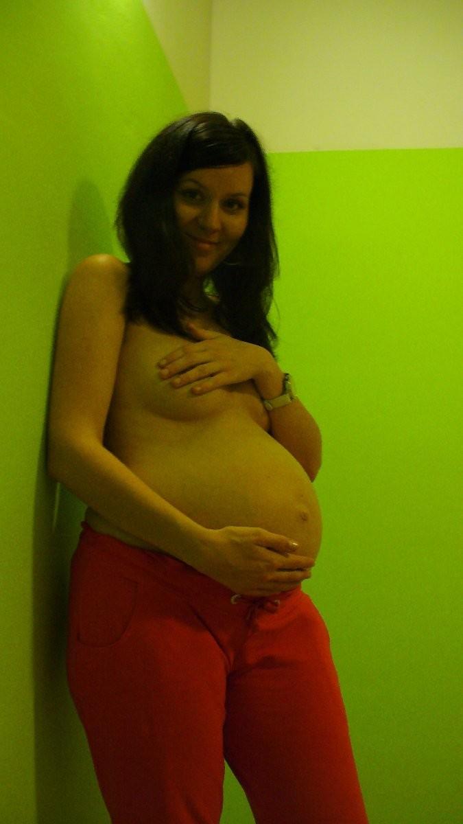 Pregnant Amateur Girlfriend 7