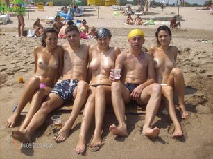 Eforie.-Beach-in-Romania-on-the-Black-Sea-d6w4a64o5a.jpg