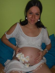 Pregnant-Amateur-Girlfriend-x127-j6xf8915fk.jpg
