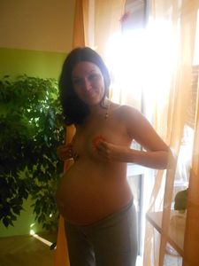 Pregnant-Amateur-Girlfriend-x127-16xf8jaq3h.jpg