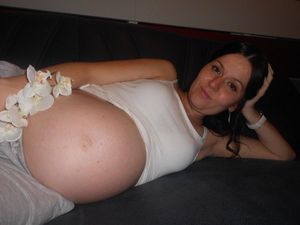 Pregnant-Amateur-Girlfriend-x127-i6xf8j1rdx.jpg