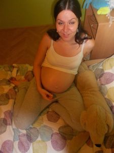 Pregnant Amateur Girlfriend x127-h6xf8js67j.jpg