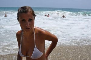 Perfect 10 on holiday (HQ) x301-p7ad9o0pze.jpg