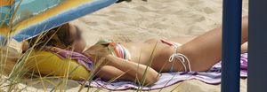 Beach Voyeur Sexy Girls Bikini (64 Pics)-v7aixm52gx.jpg